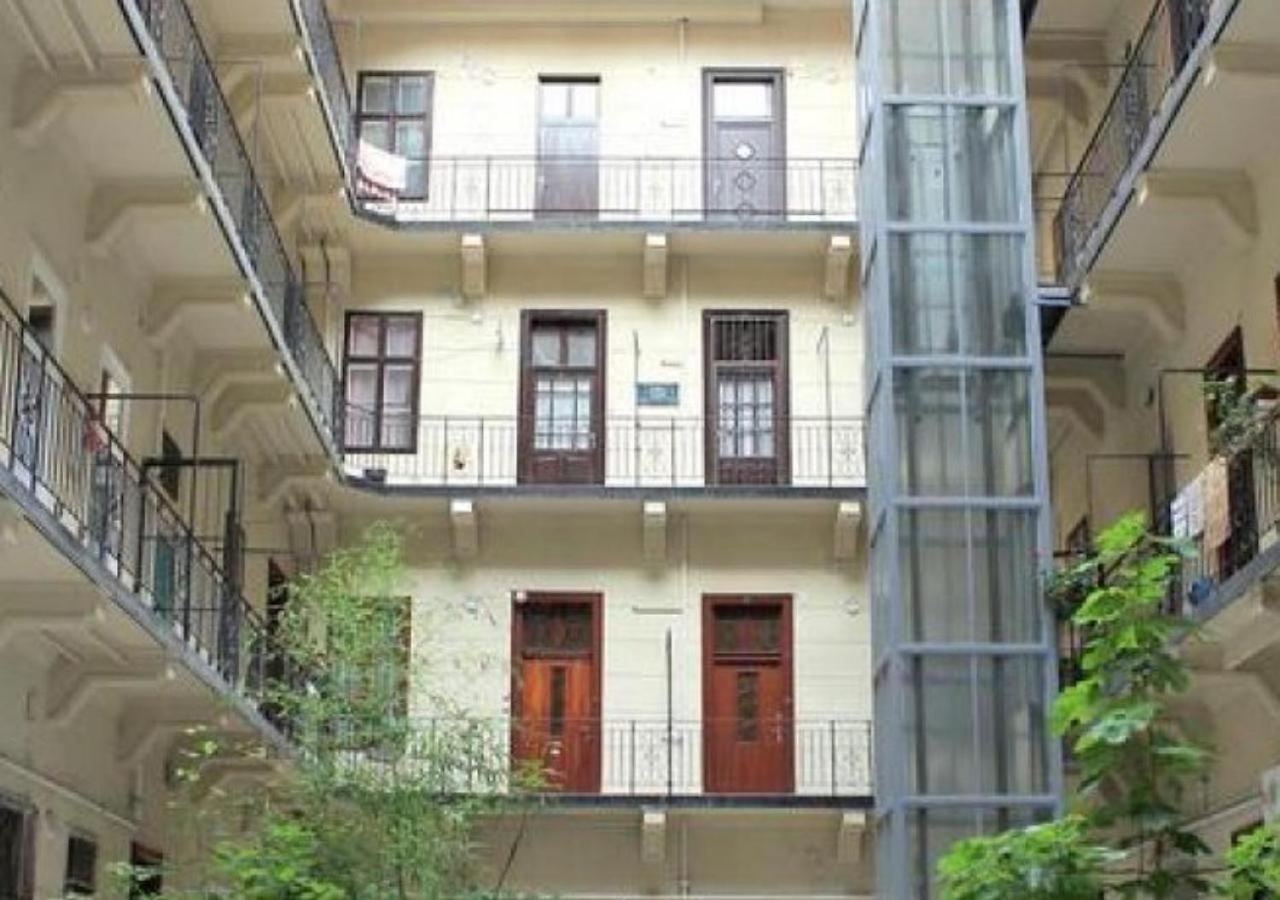Lola Apartment บูดาเปสต์ ภายนอก รูปภาพ