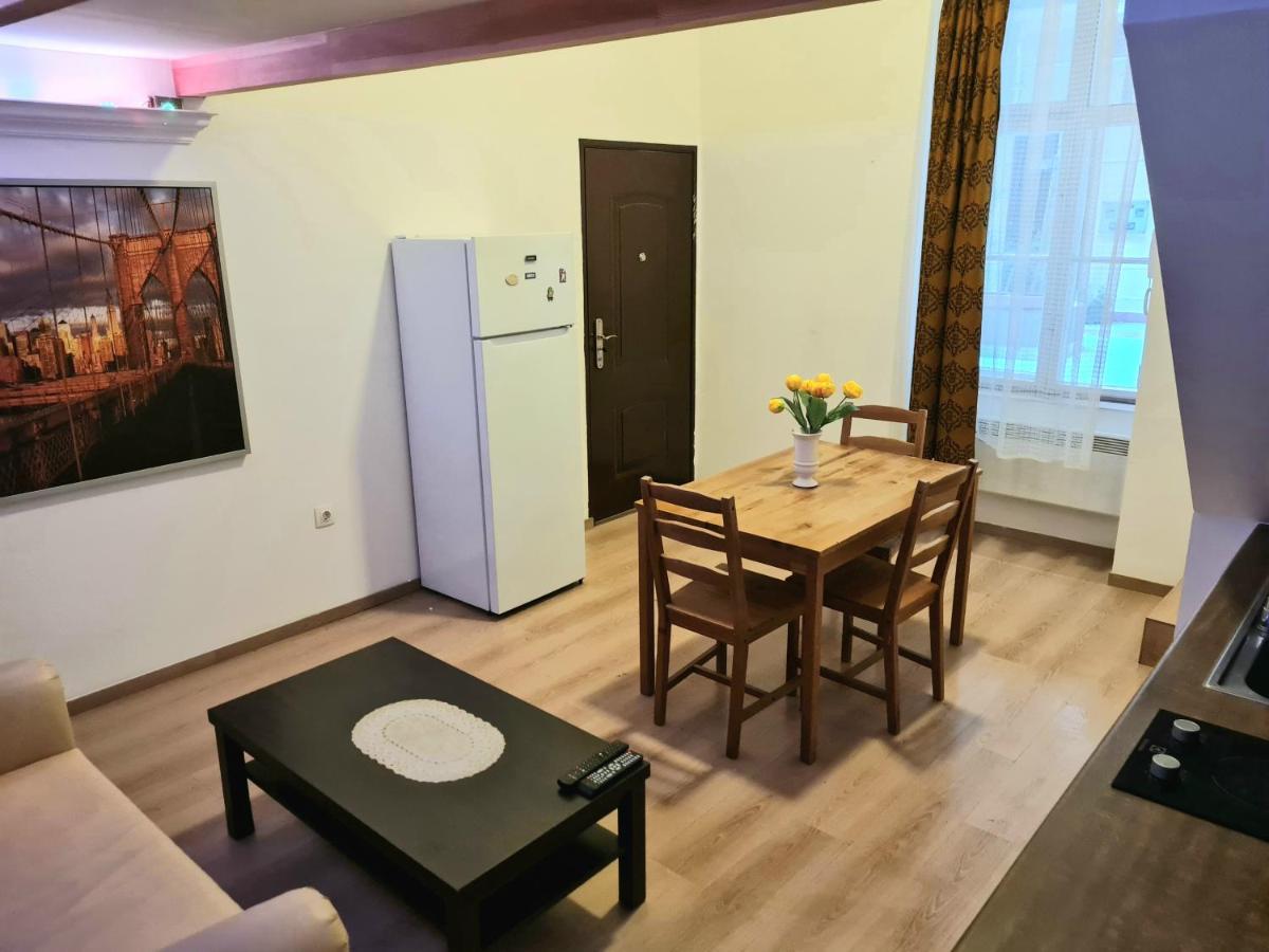 Lola Apartment บูดาเปสต์ ภายนอก รูปภาพ